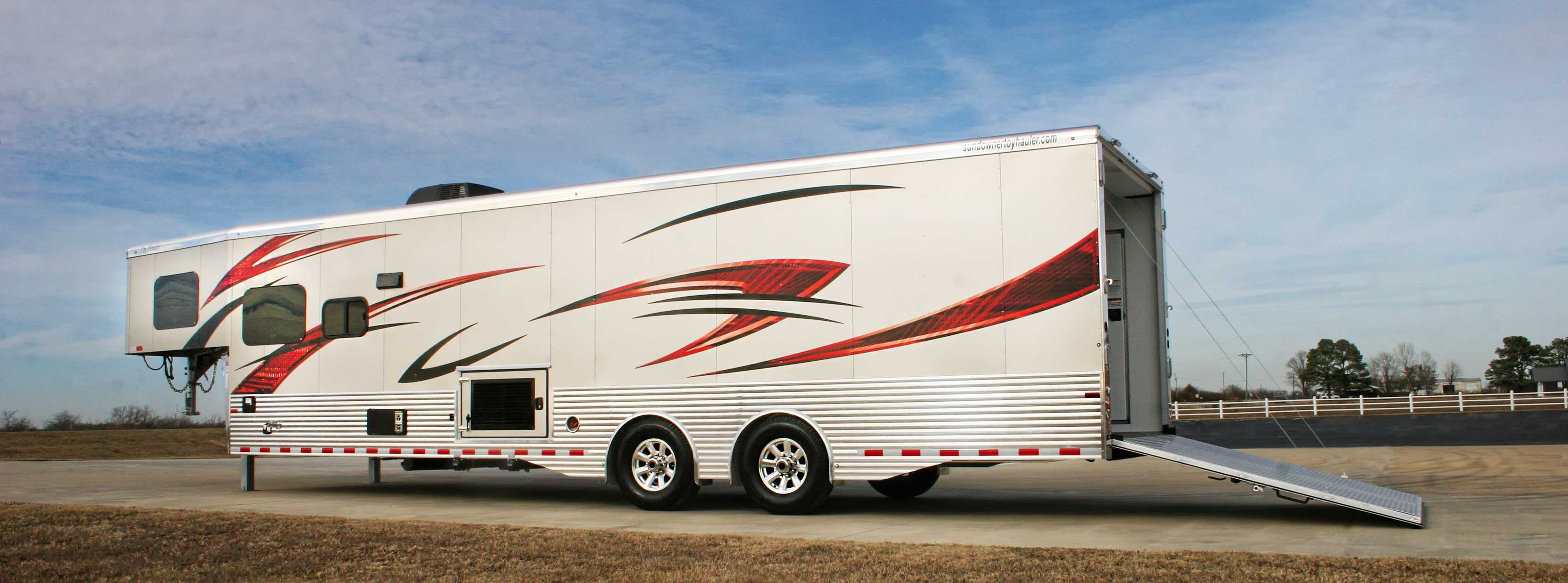 Toy Hauler Garage Model Gooseneck